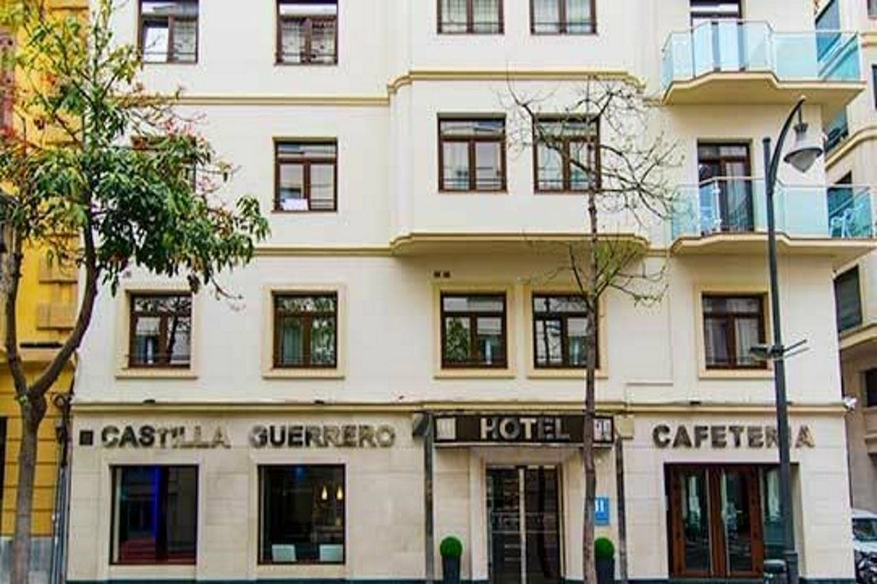Castilla Guerrero Malaga Bagian luar foto